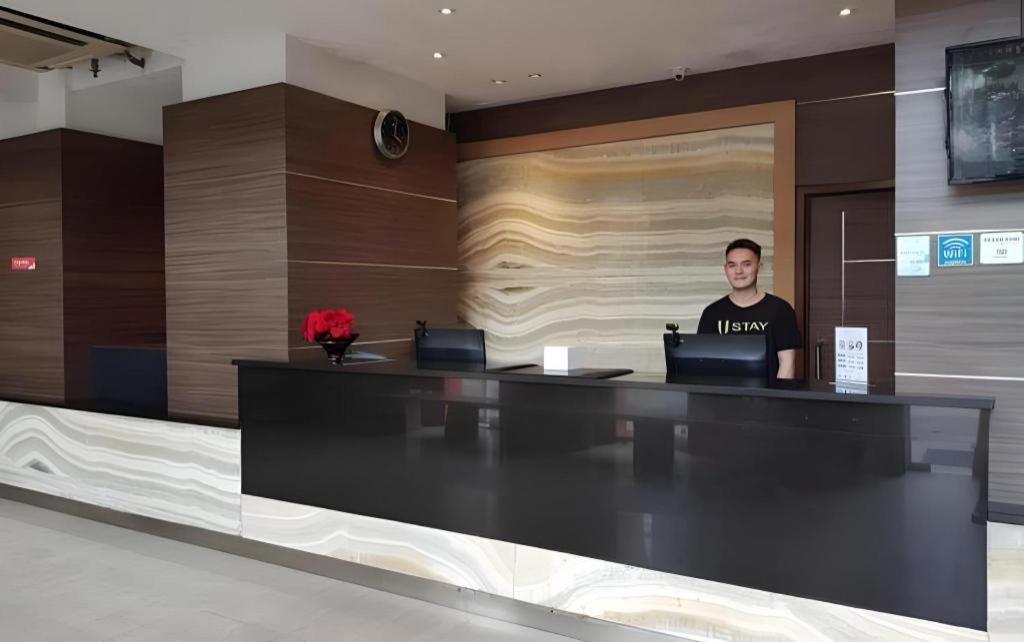 U Stay Hotel Mangga Besar Jacarta Exterior foto